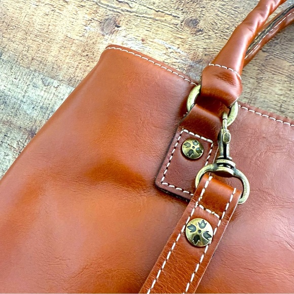 NWOT Patricia Nash Heritage Collection Angela Brown Leather Satchel/Crossbody - Picture 6 of 16